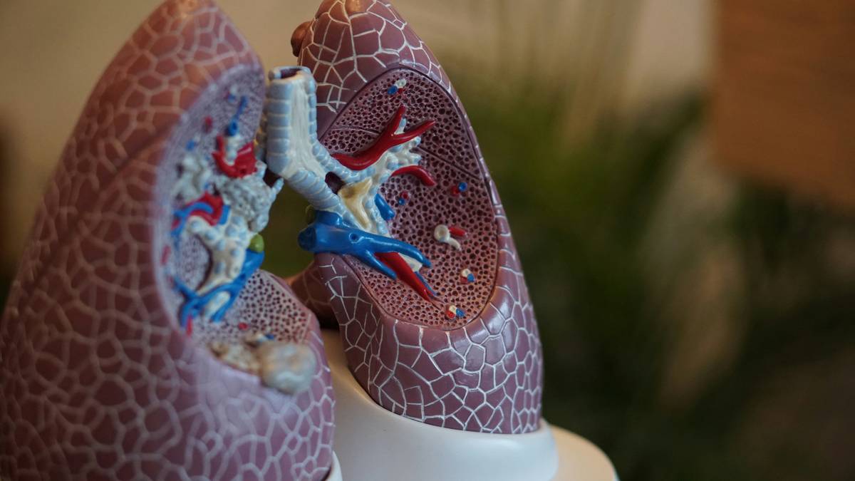 Woman practicing diaphragmatic breathing as part of Airflow Communication Plans